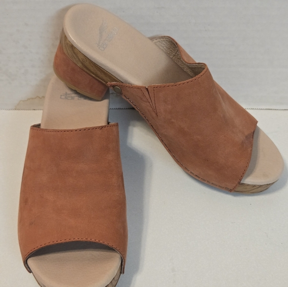 Dansko Maci Coral Orange Nubuck Suede Leather Slide Comfort Clogs Size 37. - Picture 11 of 11